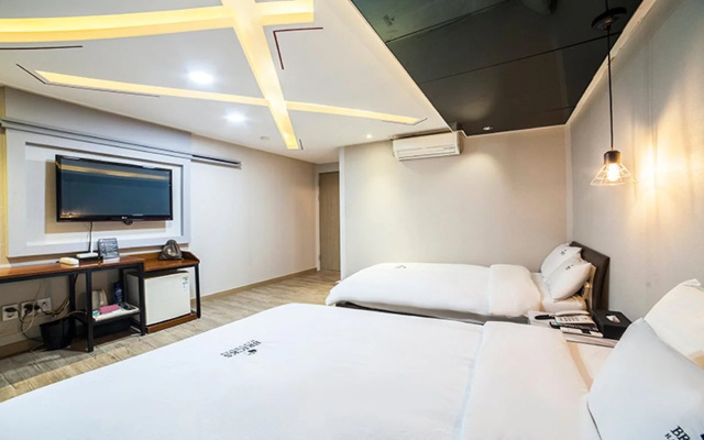 Hotel Bricks Haeundae