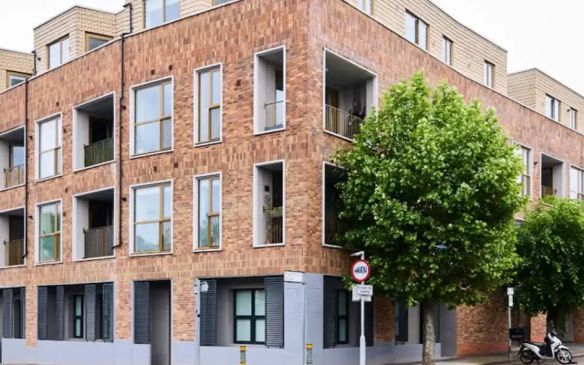 The Mitcham Scenery - Bright 1bdr Flat