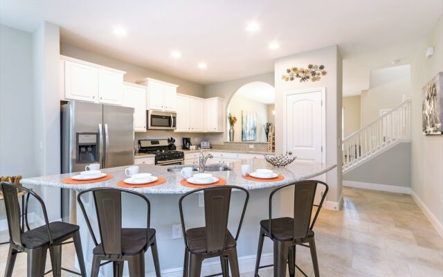 Private Pool/spa, Free Waterpark, Lazy River!