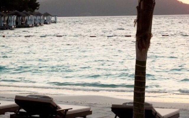 Angels Peninsula Hotel