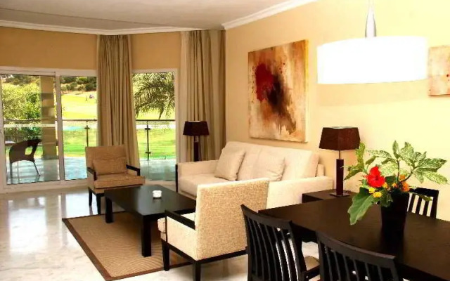 Suites Duquesa Golf & Spa