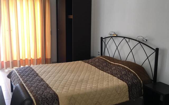 Vicky Rooms