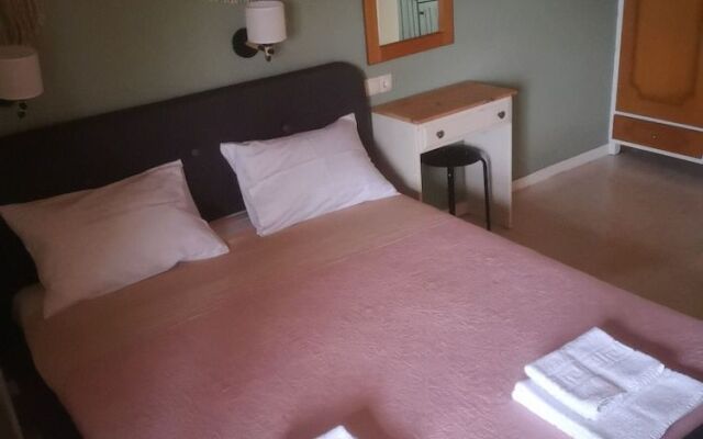 Achillion b&b