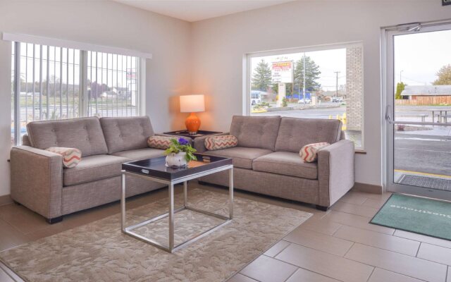 Red Lion Inn and Suites Kennewick Tri-Cities