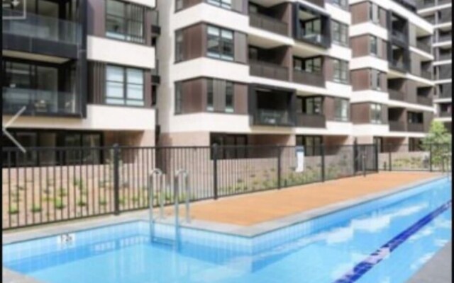 One Bedder With Pool Very Close to City