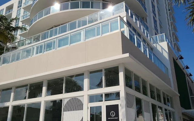Tiffany House Condominium