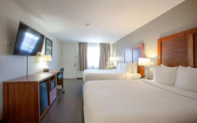 The Hotel Serene Glendale Peoria, Surestay Collection by BW