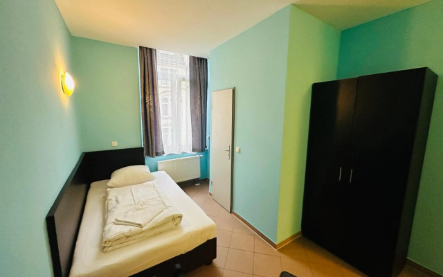 Angel Hotel