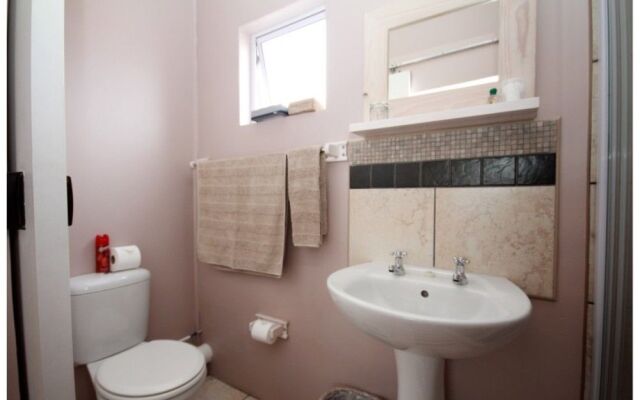 Bramlyn B and B