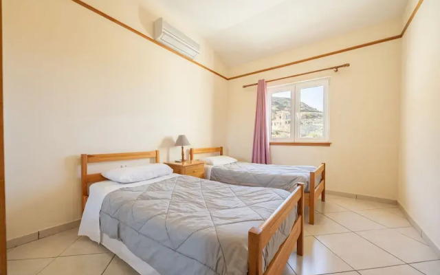 Pomos Harbour View Villa