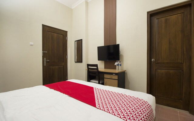 OYO 572 Omah Gedongkuning Syariah Homestay