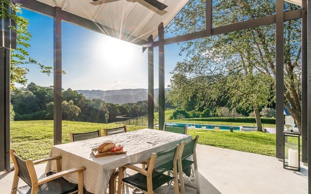 Your Luxury Escape - Fairway