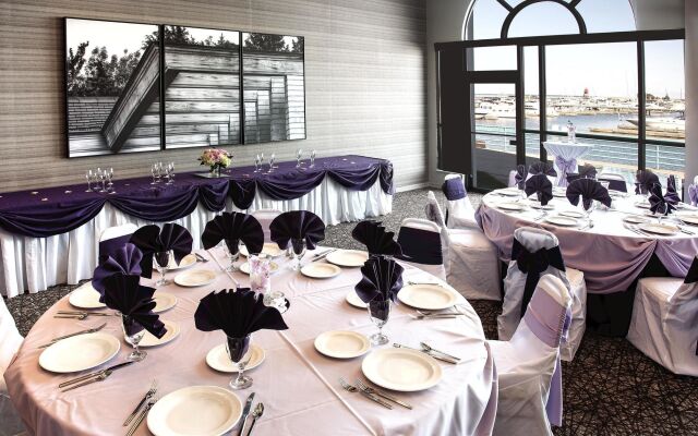 Doubletree by Hilton Hotel Racine Harbourwalk