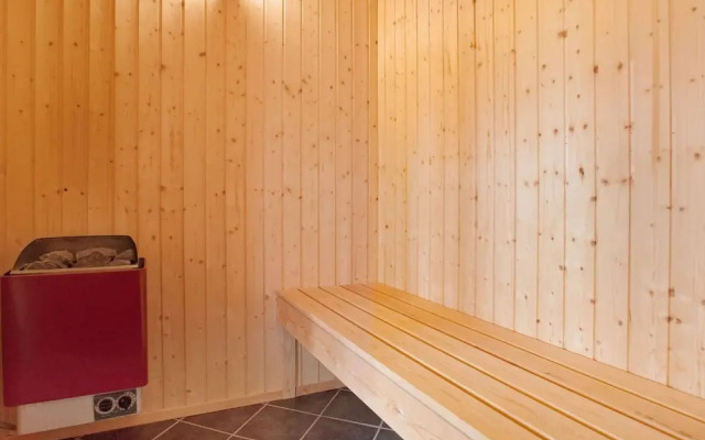 6 Person Holiday Home in Blavand
