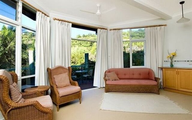 Maleny Hideaway 