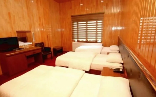 Grand Sis Hotel