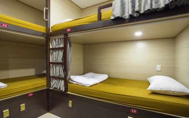 Saigon Marvel Hostel – Guest Rooms – Ho Chi Minh City