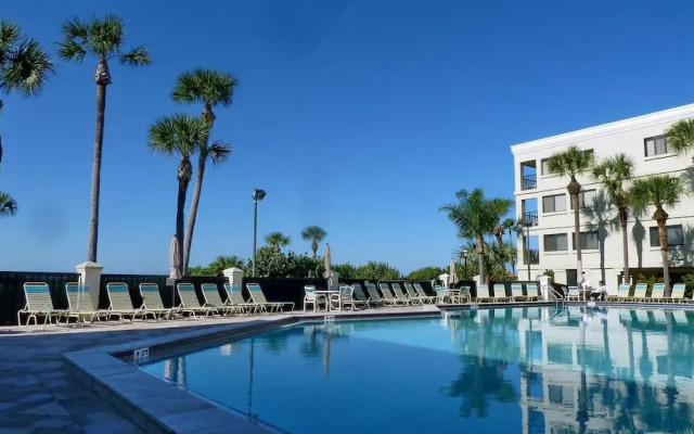 Land's End 1-408 Bay Front