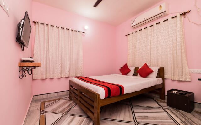 OYO 9000 The Syncretic Guest House