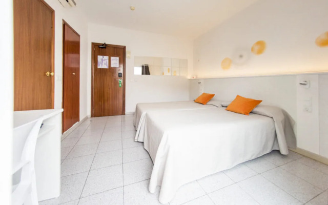 Hostal Tarba