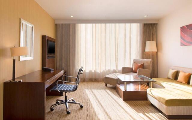 Four Points by Sheraton Hotel & Serviced Apartments, Pune