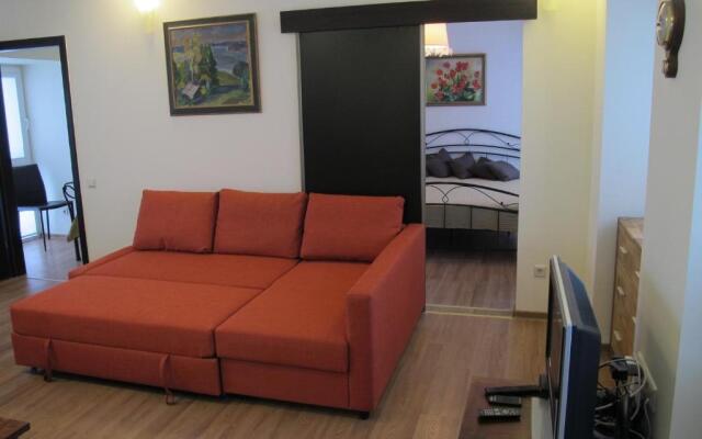 Nida Purvynės 51 apartamentai