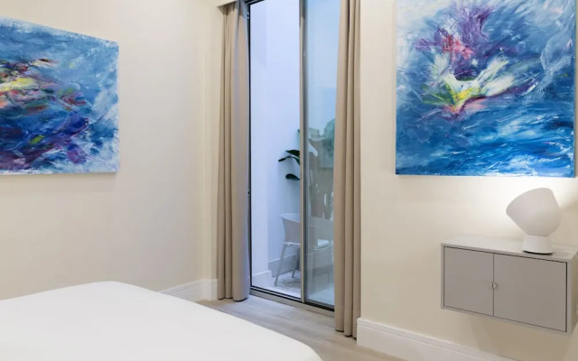 Puerta Catedral Arenal Suites