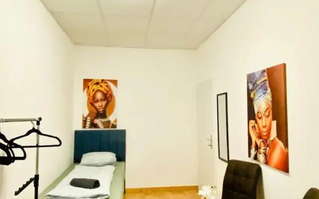 Sweet 3BR Apt in a Quiet Neighborhood