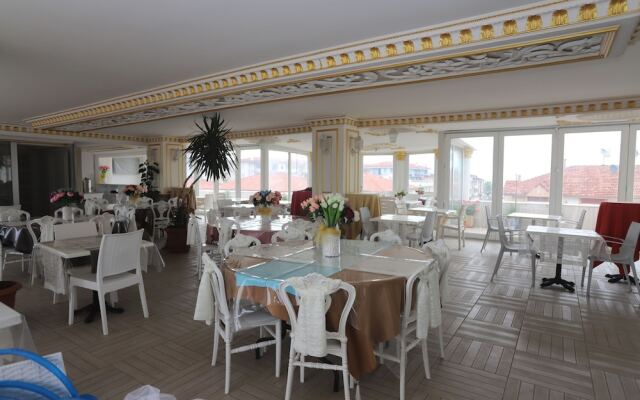Altinkum Otel Karasu