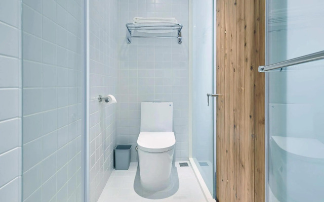 Star Hostel Taichung Parklane