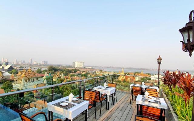 Le Botum Hotel