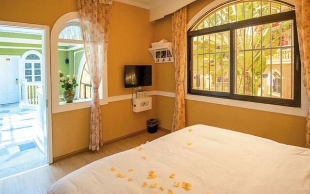 Xiamen Gulangyu Sunshine Dora's House