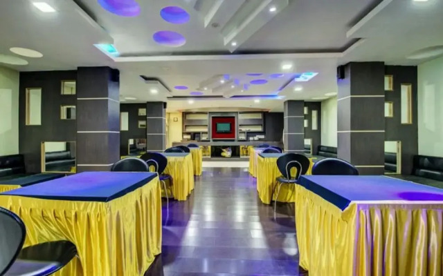 Green Valley Hotel