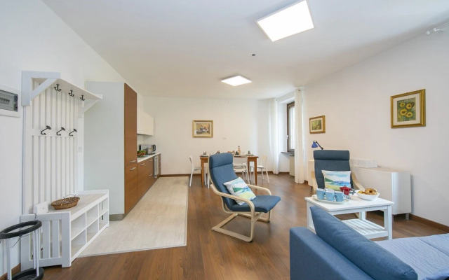 Residenza Rocca Del Lago 4