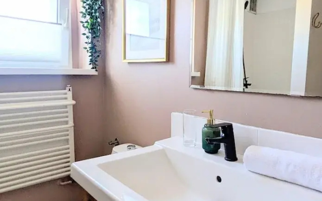 Large Holiday Apartment With Sauna