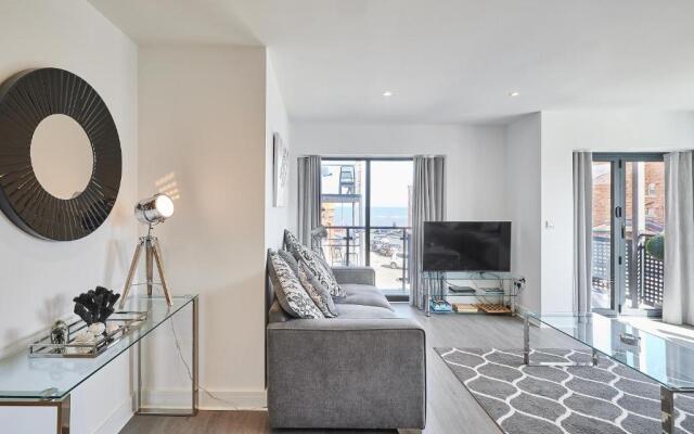 Host Stay Beach Pad