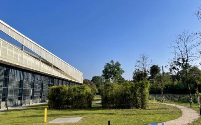 Rongchang Riel High-tech Hotel