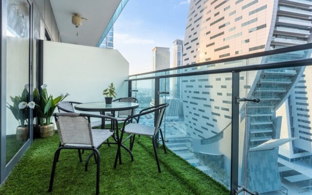 Apt In Business Bay - The of Dubai Bnbmehomes