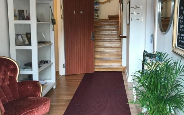 Järnvägshotellet B & B