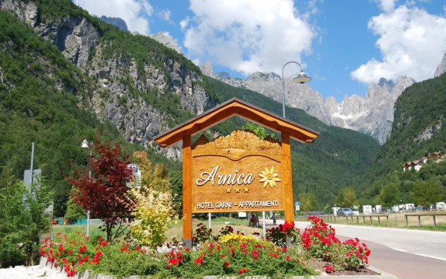 Arnica Hotel Garni a Molveno