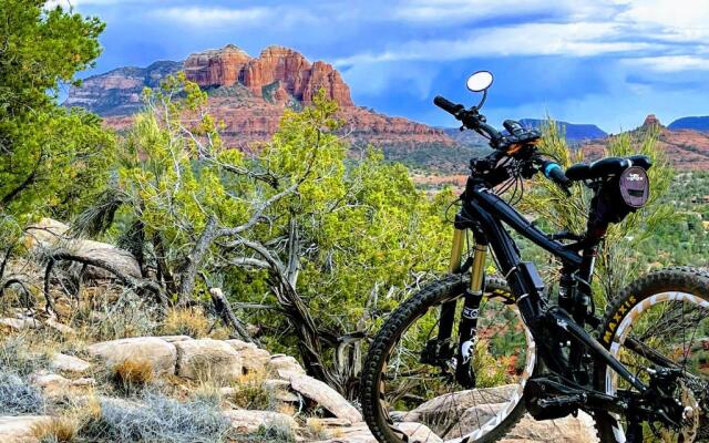 Sedona Room - Thunder Mountain