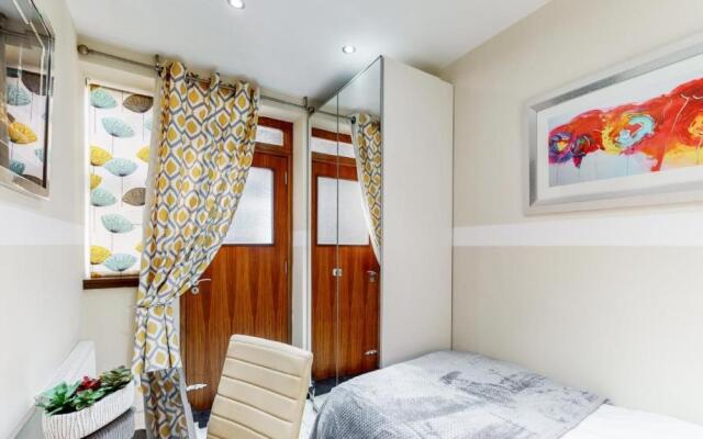 Bryanston Apartments