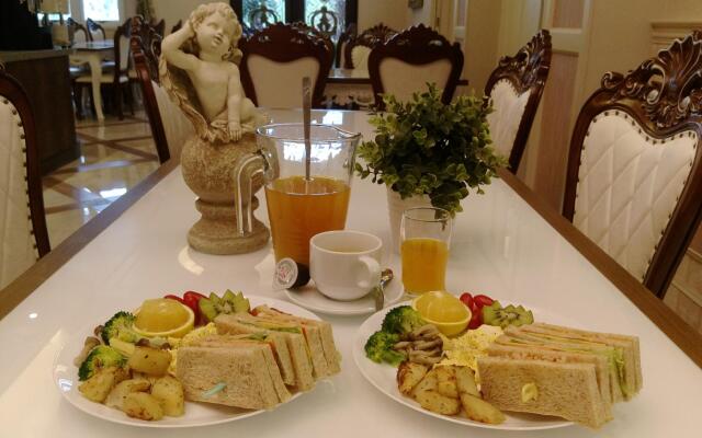 Buckingham Palace B&B