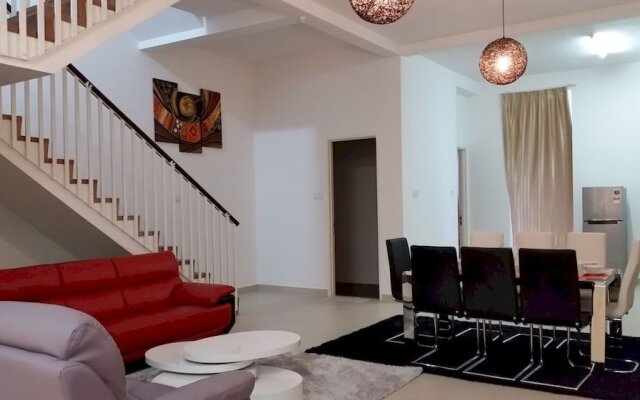 Luxury Villas @ 2 Permai
