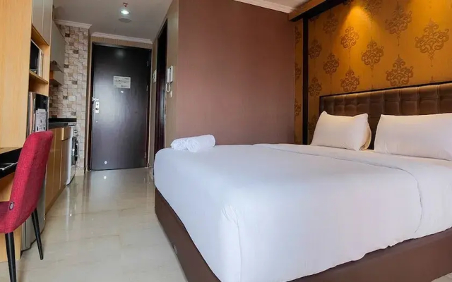 Exquisite Studio Menteng Park Apartment