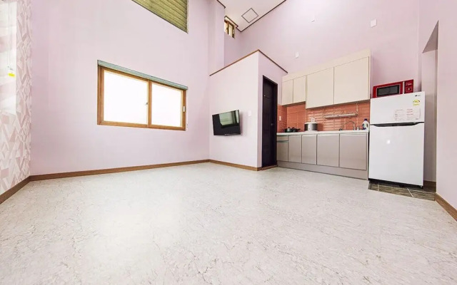 Daecheon Ddranchae Pension