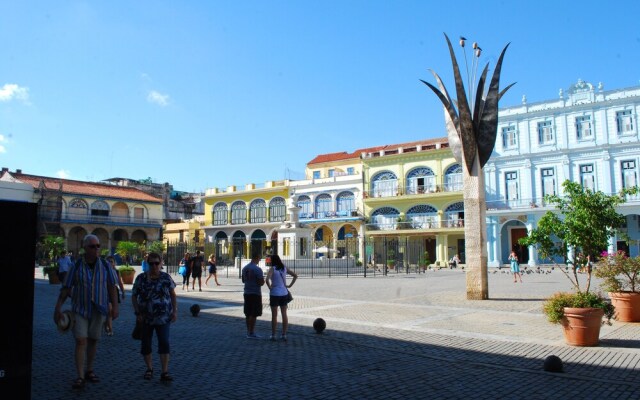 Hostal Dona Cristina y Dayami