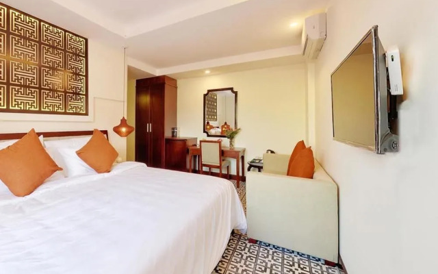 Hoi An Canal House Riverside By Haviland