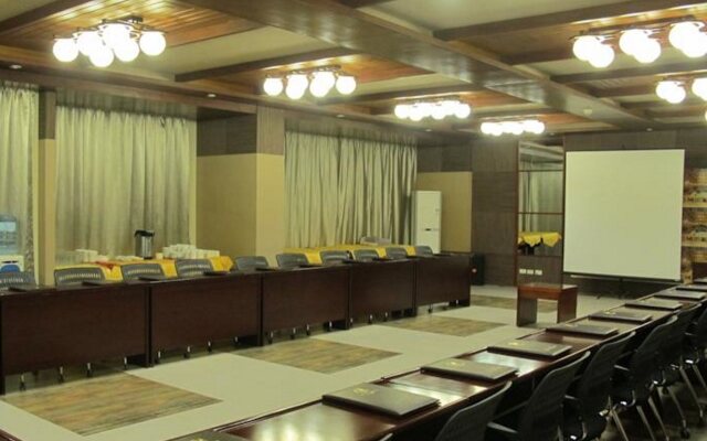 Golden Phoenix Hotel Boracay
