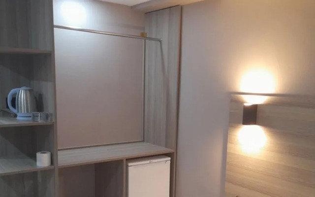 Moon Suit Otel
